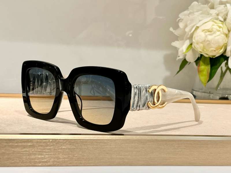 Picture of Chanel Sunglasses _SKUfw56677928fw